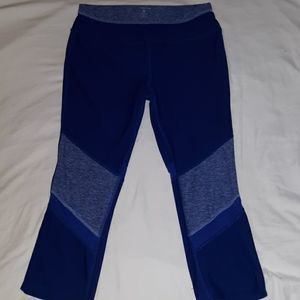 Layer 8 Heathered Blue & Mesh Cropped‎ Leggings Med